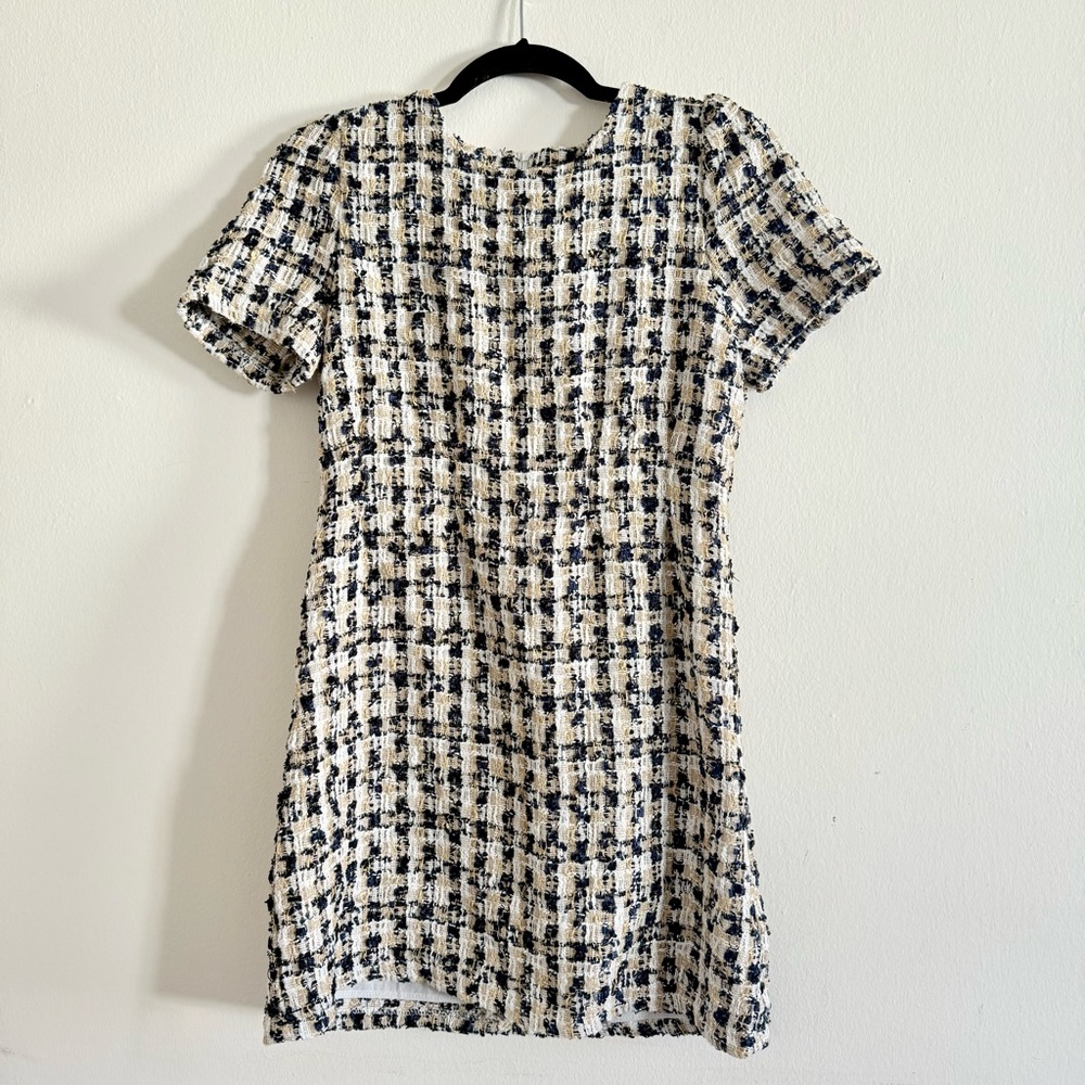 Fitted Short Sleeve Tweed Dress